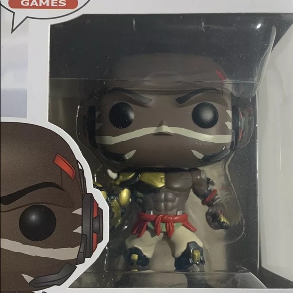 Doomfist #351 Overwatch Funko Pop Vinyl Figure - Picture 2 of 8